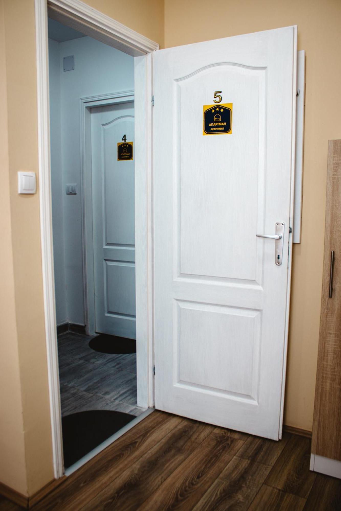 S. A. L. 2 Apartman Nagybecskerek Kültér fotó
